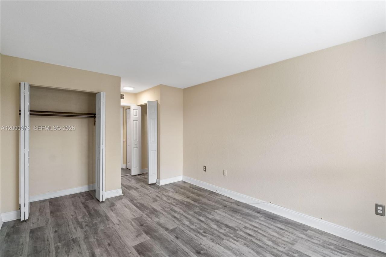 9441 SW 76th St , Unit V32, Miami, FL 33173 Photo