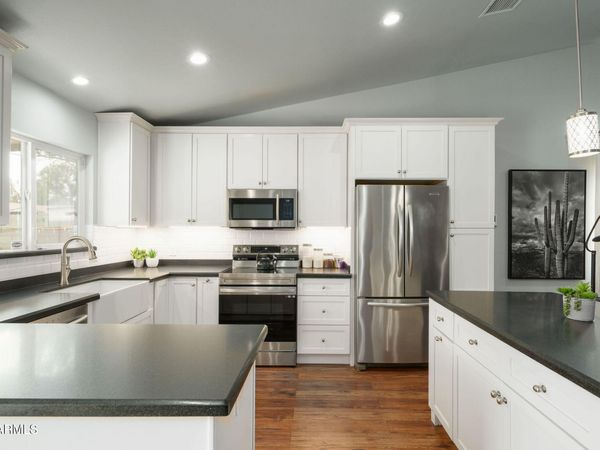 6335 E WALTANN Lane, Scottsdale, AZ 85254