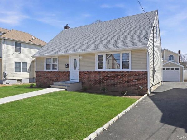 2726 Orchard Street , North Bellmore, NY 11710