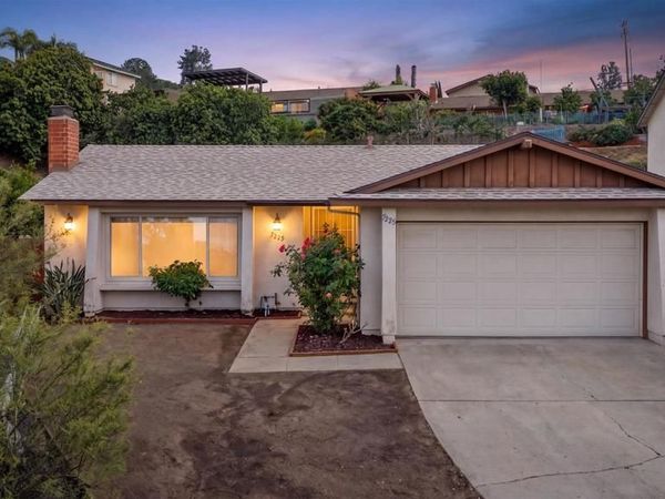 7225 Laura Ct, San Diego, CA 92120