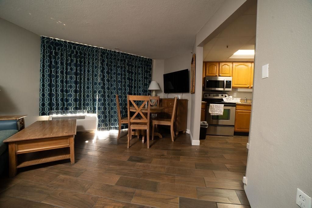 6804 N Ocean Blvd. Photo 10