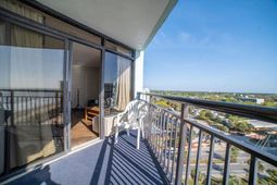 6804 N Ocean Blvd. photo 4