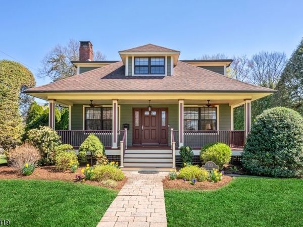 133 N Pleasant Ave, Ridgewood, NJ 07450