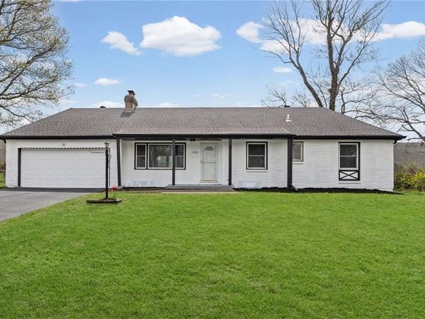 11905 E 41st Street, Independence, MO 64052