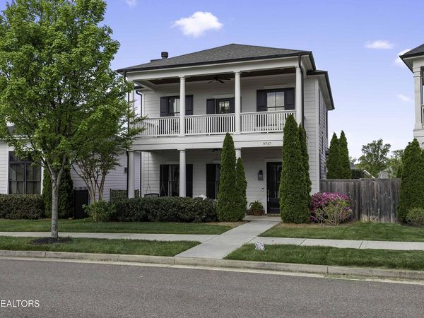 9757 Clingmans Dome Drive, Knoxville, TN 37922