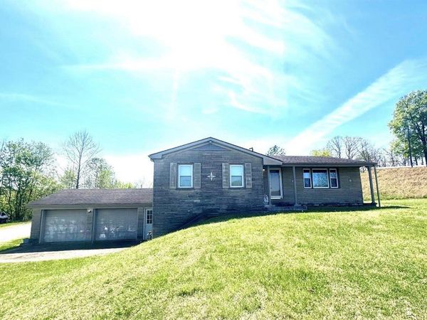 6236 State Route 176 , Drakesboro, KY 42337