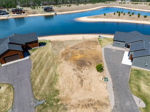 N8815 N Fly Rod Court, New Lisbon, WI 53950