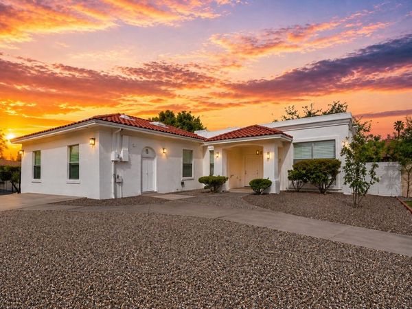 7104 Primrose Drive NW, Albuquerque, NM 87120