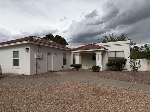 7104 Primrose Drive NW, Albuquerque, NM 87120