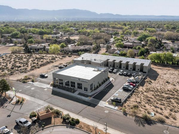 9368 Valley View Drive NW, Albuquerque, NM 87114