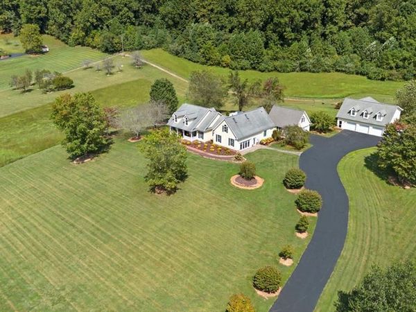 4457 Swinging Bridge Road, Mendota, VA 24270