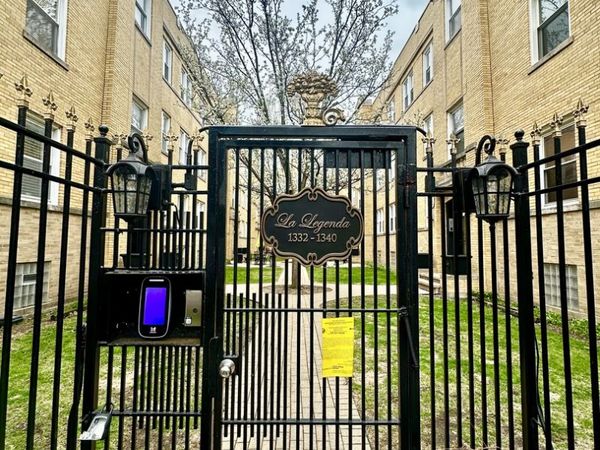 1334 W Estes Avenue, Unit 3S, Chicago, IL 60626