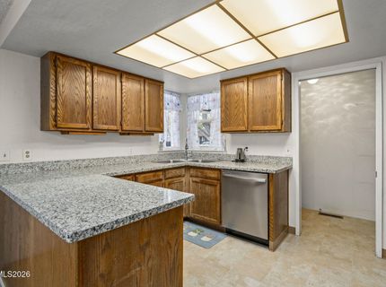 1505 Shadow Lane, Sparks, NV 89434 Photo