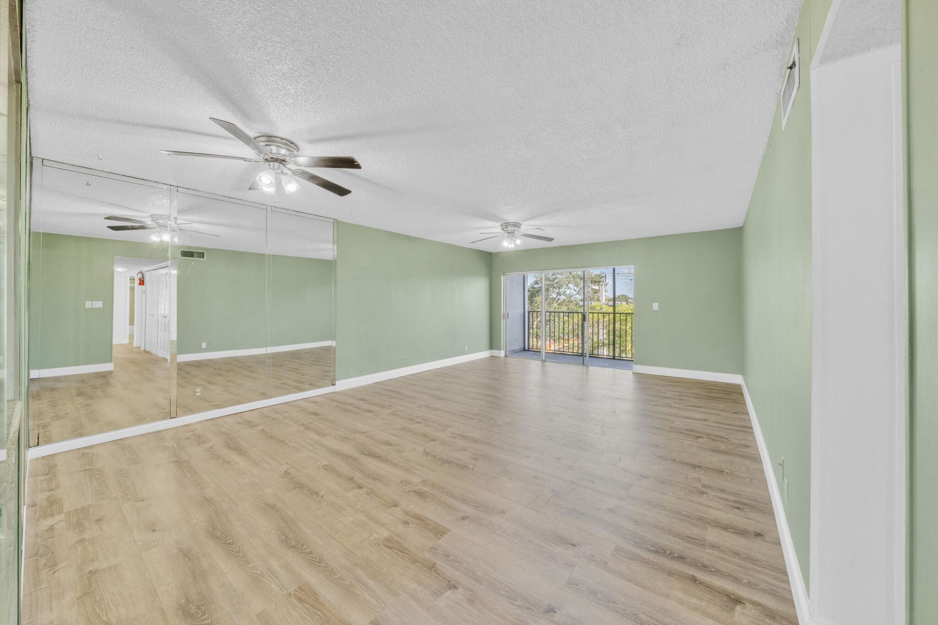7541 NW 16th Street, Unit 1411, Plantation, FL 33313 Photo