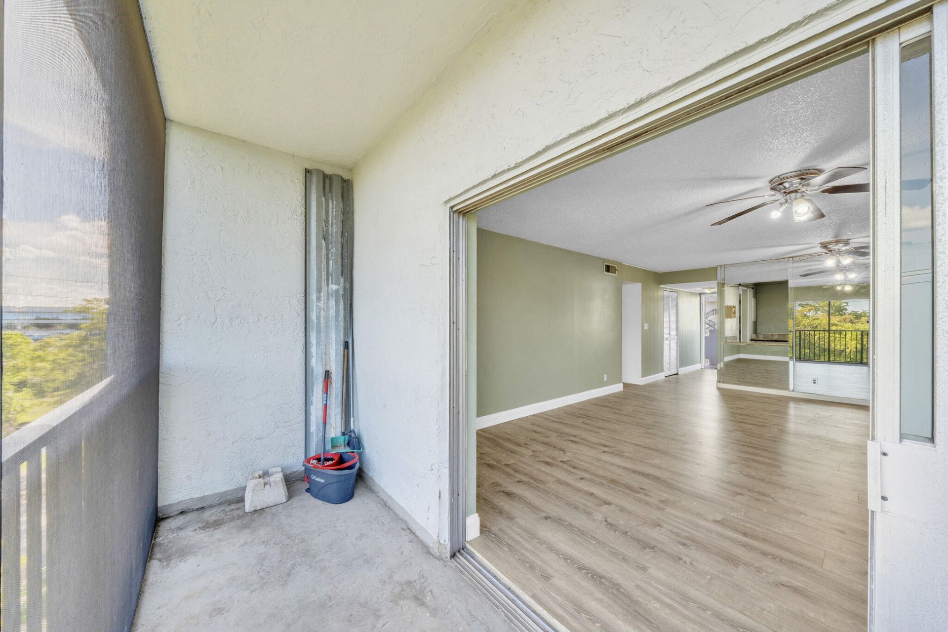 7541 NW 16th Street, Unit 1411, Plantation, FL 33313 Photo
