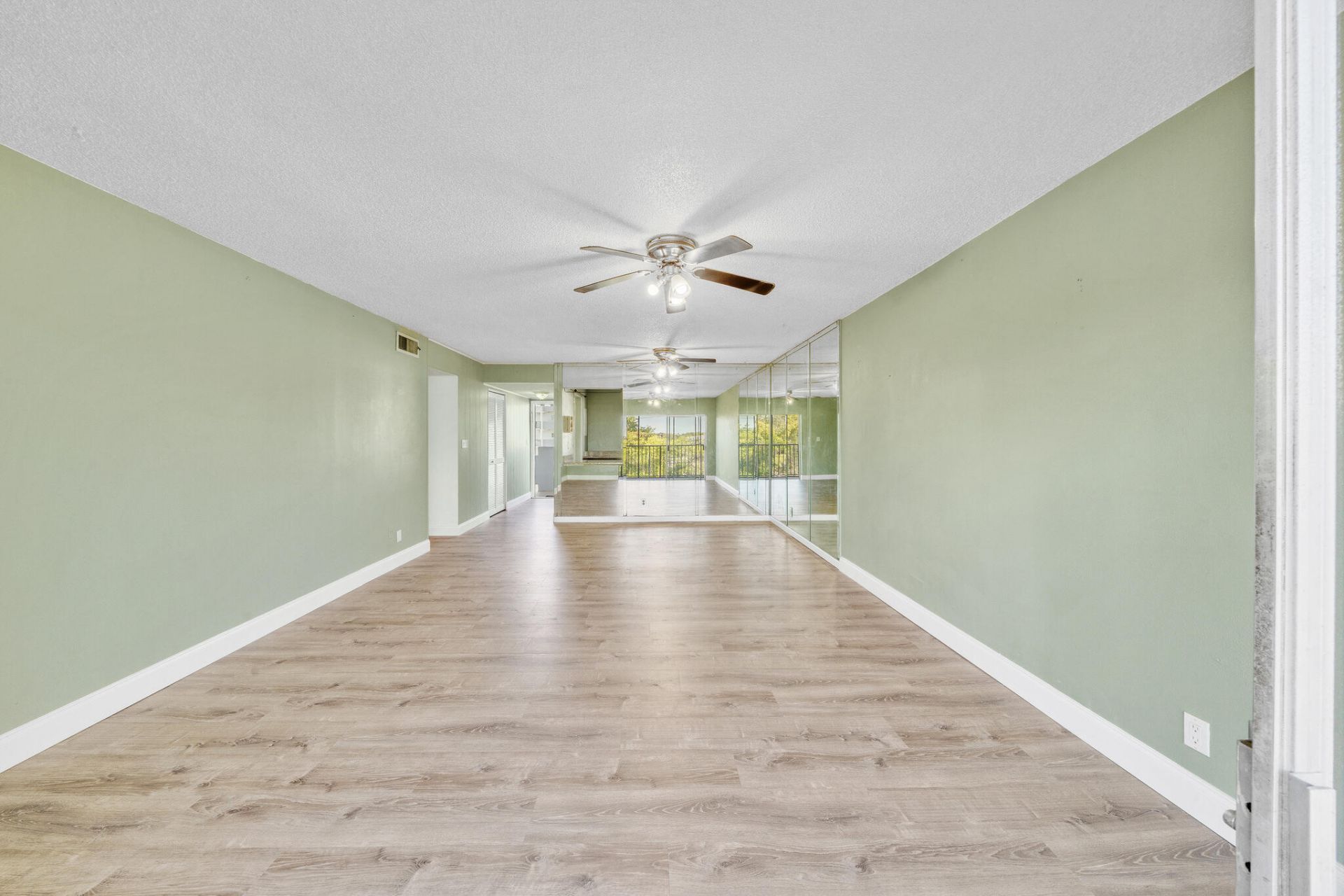 7541 NW 16th Street, Unit 1411, Plantation, FL 33313 Photo