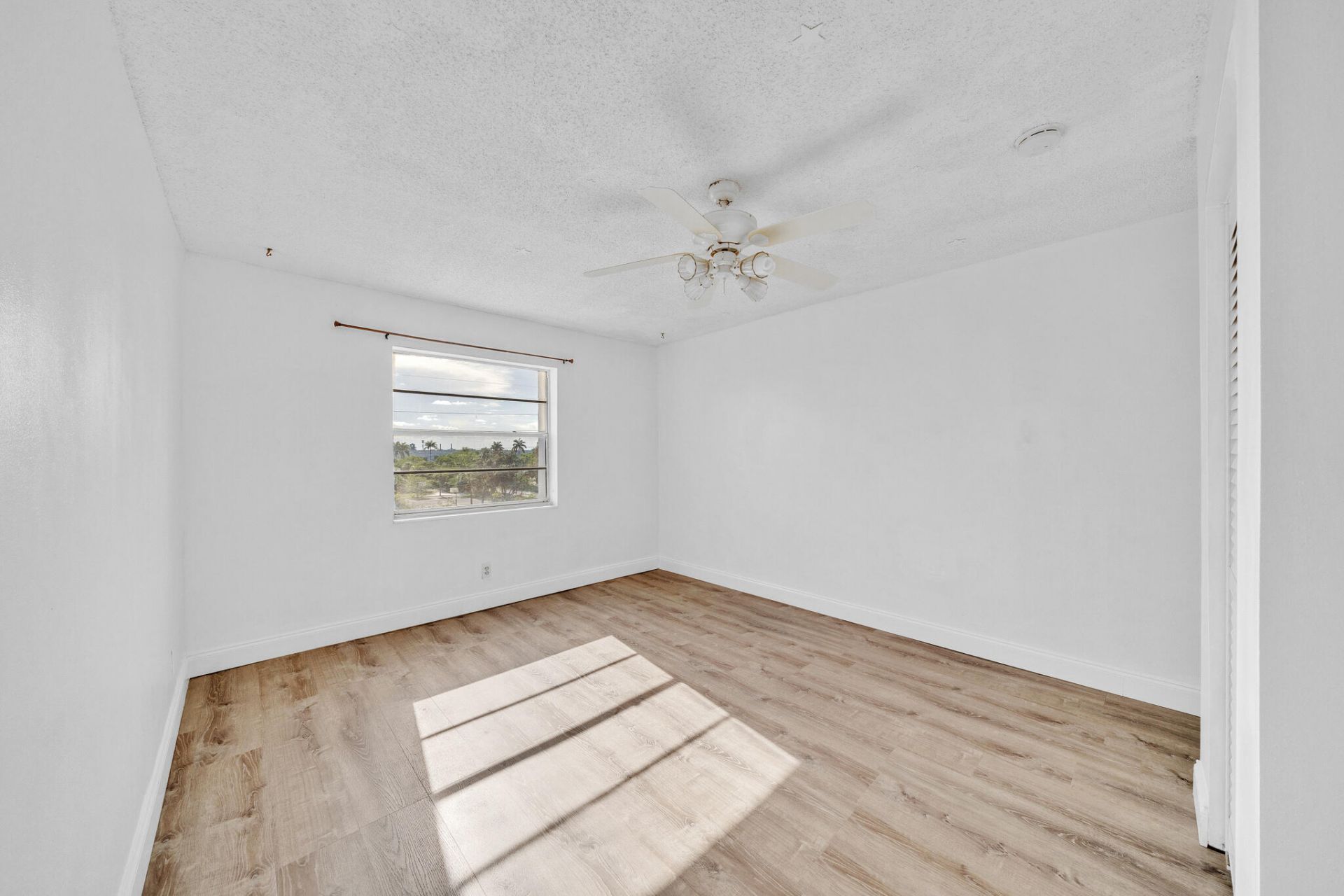 7541 NW 16th Street, Unit 1411, Plantation, FL 33313 Photo