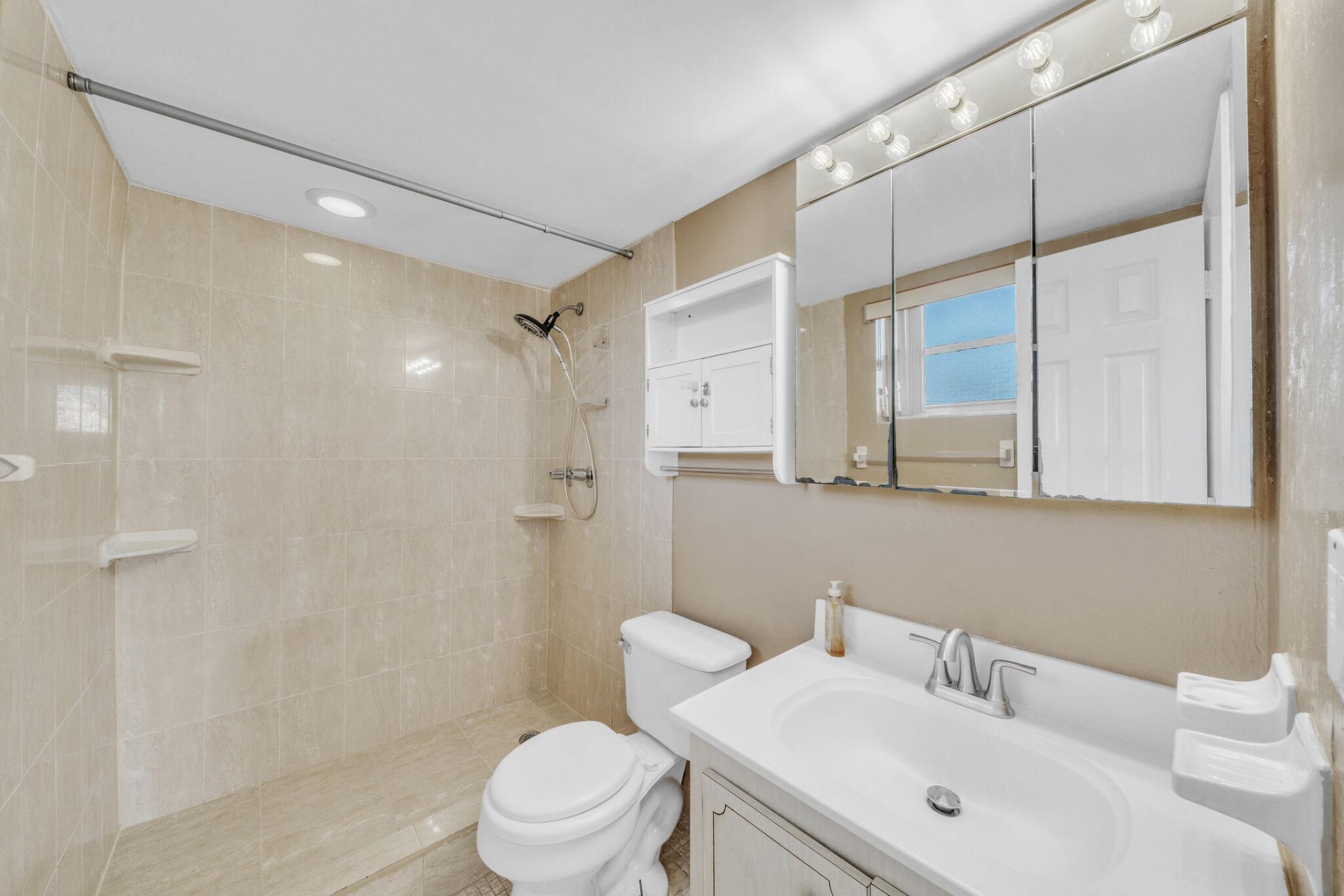 7541 NW 16th Street, Unit 1411, Plantation, FL 33313 Photo