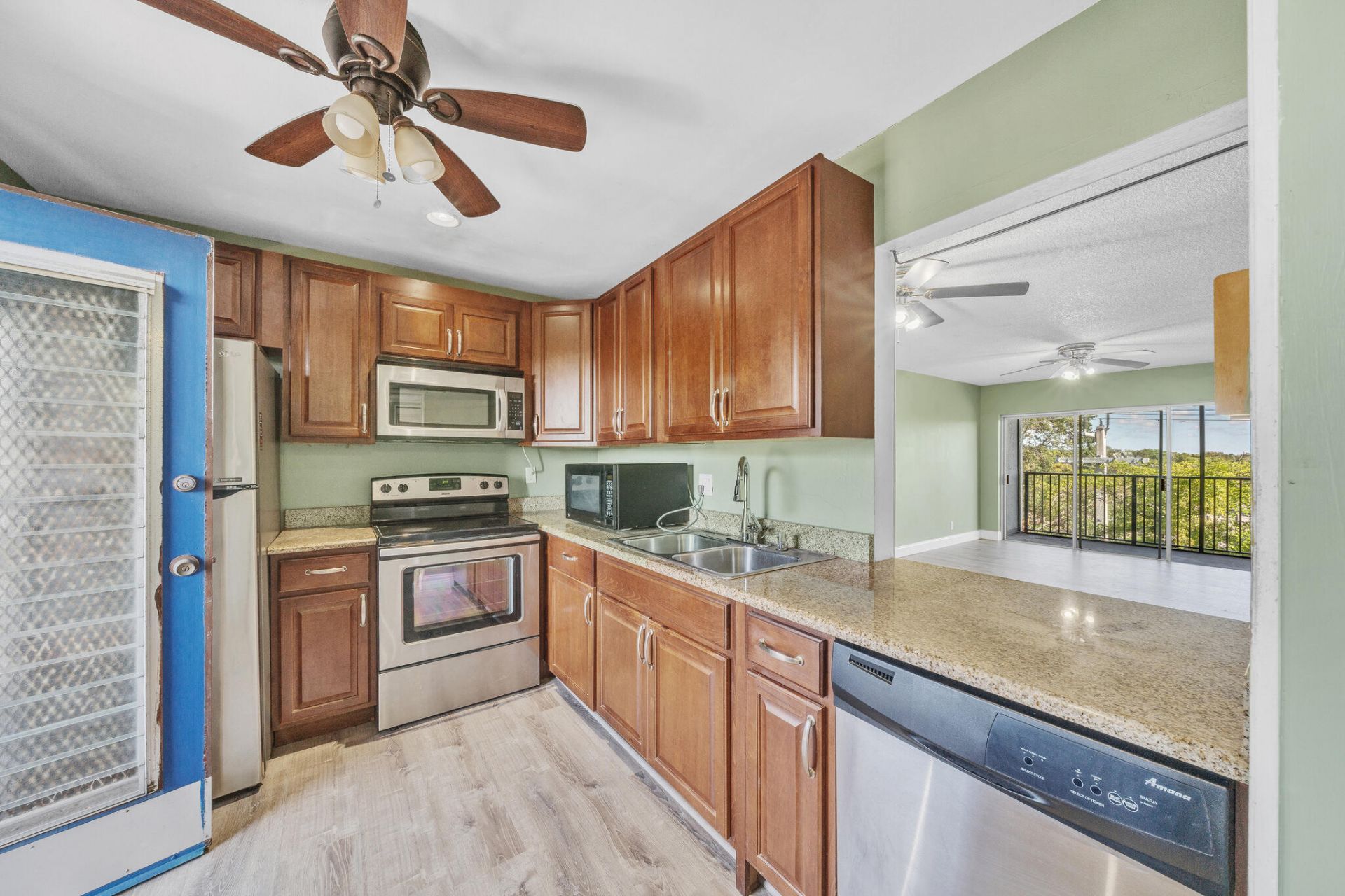 7541 NW 16th Street, Unit 1411, Plantation, FL 33313 Photo