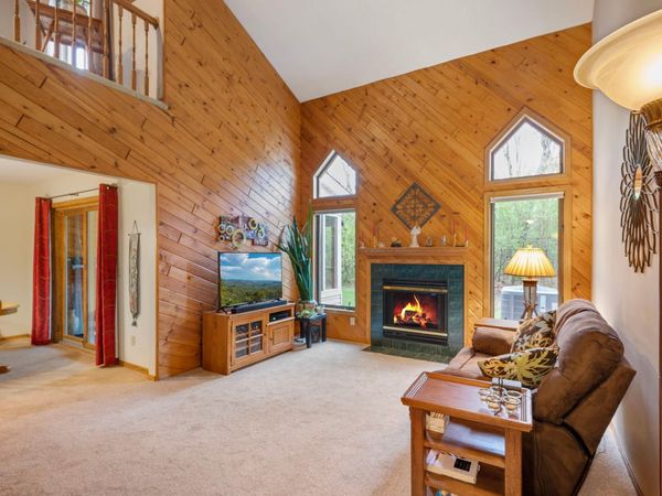 8693 Norway Street NW, Coon Rapids, MN 55433