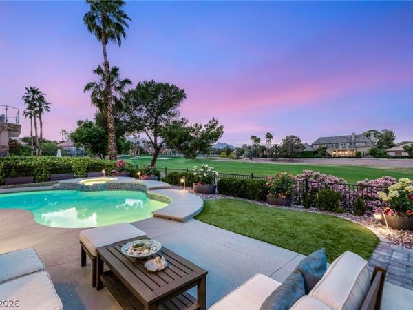 8936 Rainbow Ridge Drive, Las Vegas, NV 89117