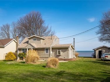 15143 E Jones Beach Drive, Kent, NY 14477