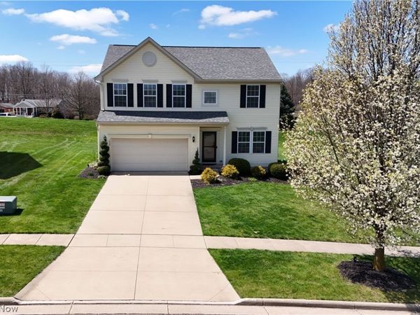 1422 Mclean Avenue, Streetsboro, OH 44241