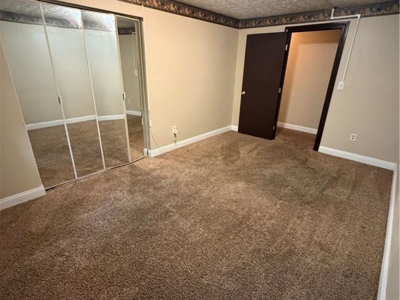 21 Wayne Street, Unit 1, Niles, OH 44446 Photo 11