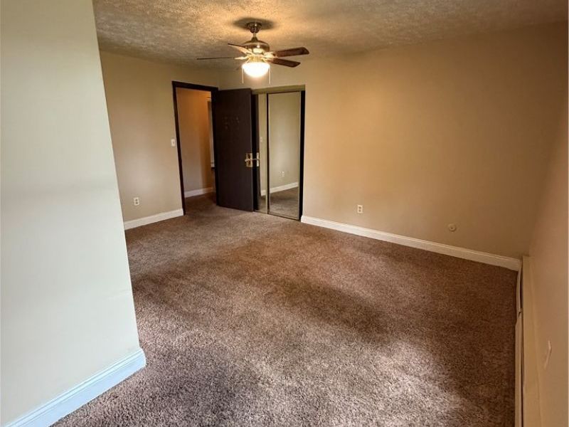 21 Wayne Street, Unit 1, Niles, OH 44446 Photo 13