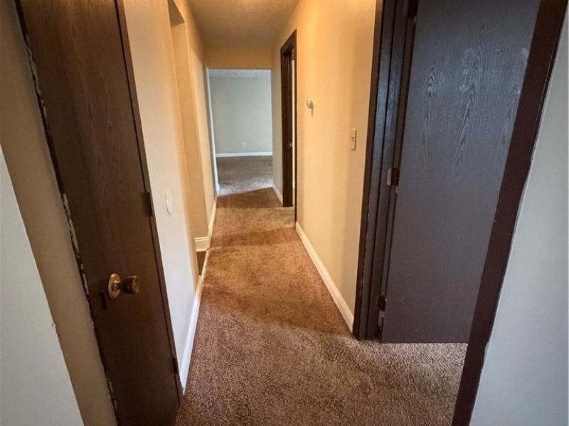 21 Wayne Street, Unit 1, Niles, OH 44446 Photo 9