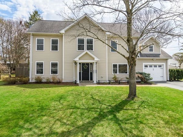 3 Leighton St, Natick, MA 01760