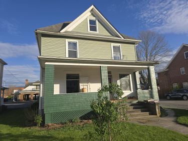 427 W Riverside St , Covington, VA 24426