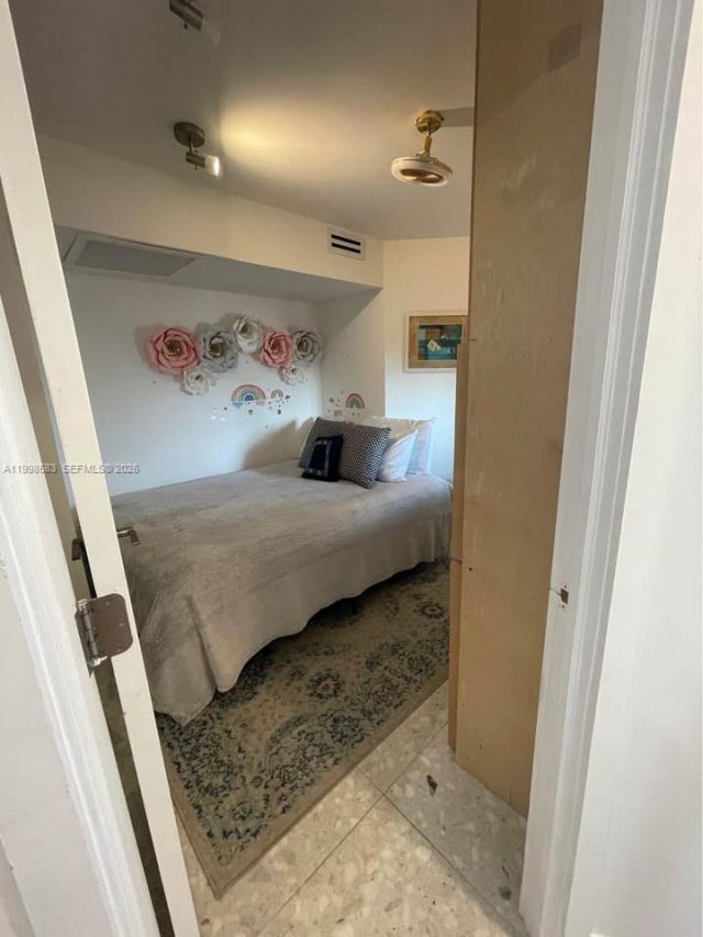 209 N Fort Lauderdale Beach Blvd, Unit 12E, Fort Lauderdale, FL 33304 Photo