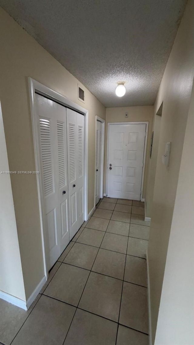 7000 NW 186th St, Unit 4-219, Hialeah, FL 33015 Photo