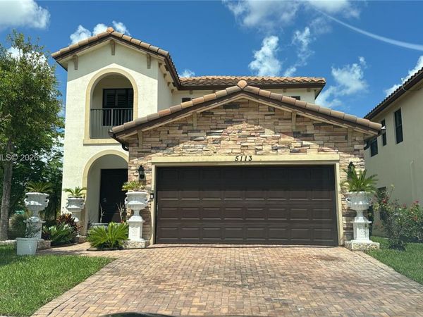 5113 NW 52nd St, Unit N/A, Tamarac, FL 33319