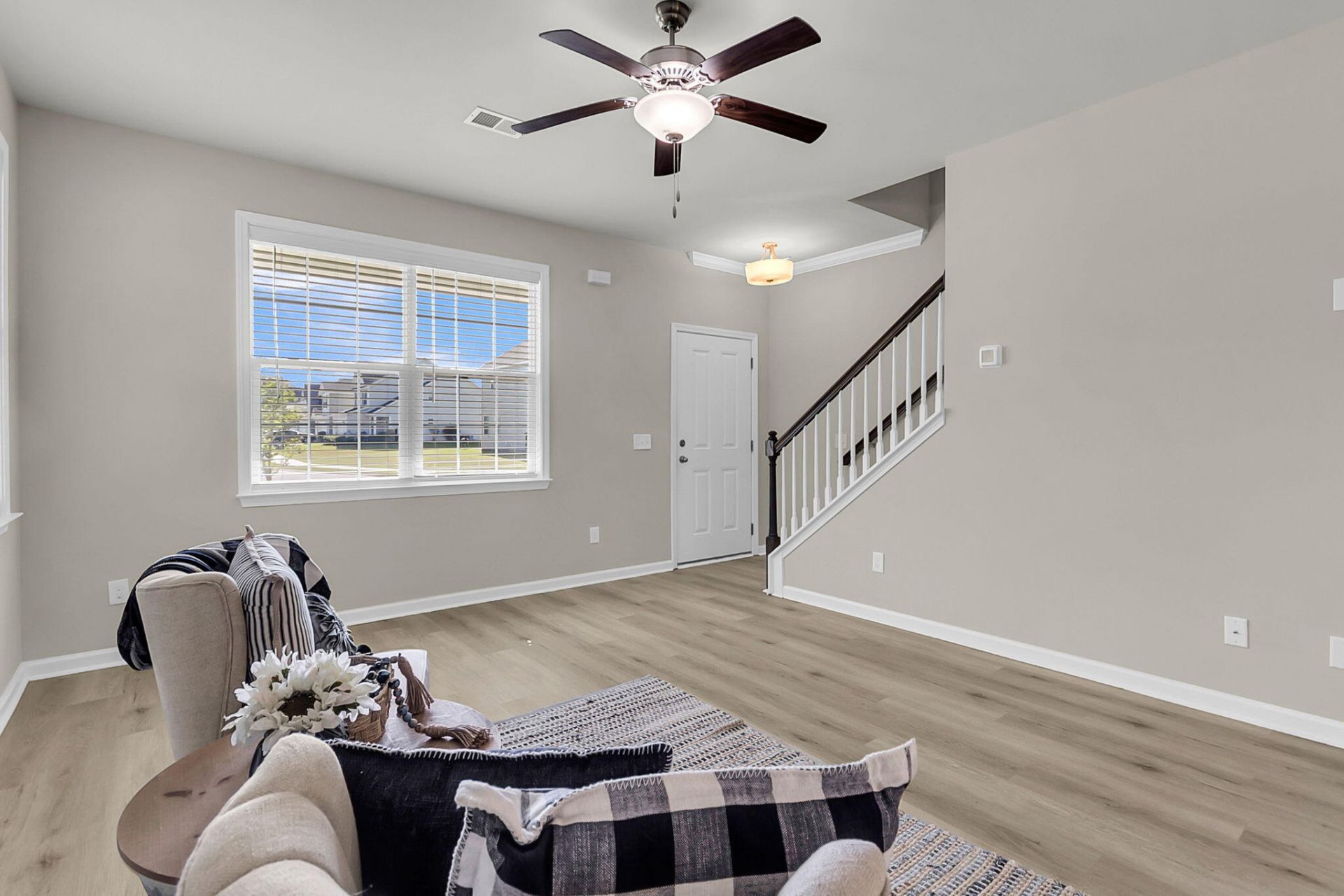 245 Mcclellan Way Photo 11