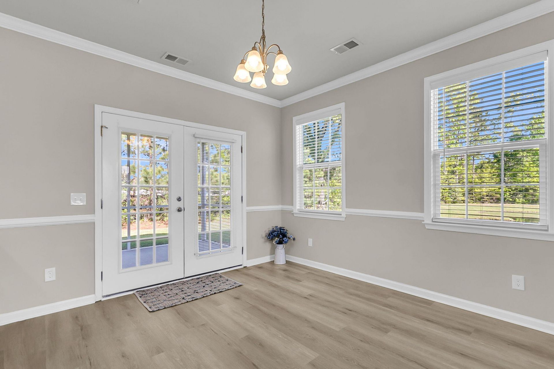 245 Mcclellan Way Photo 13