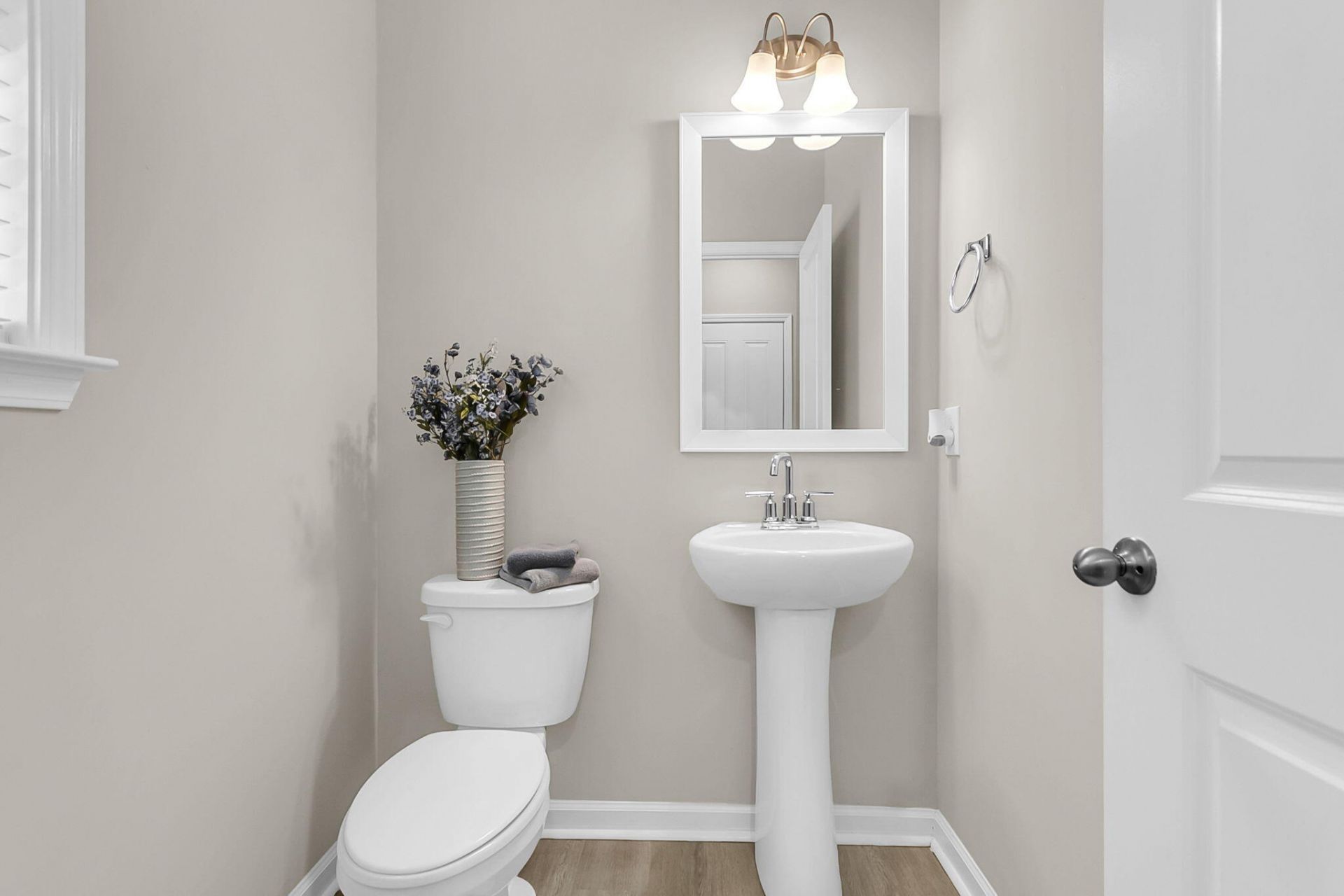 245 Mcclellan Way Photo 21