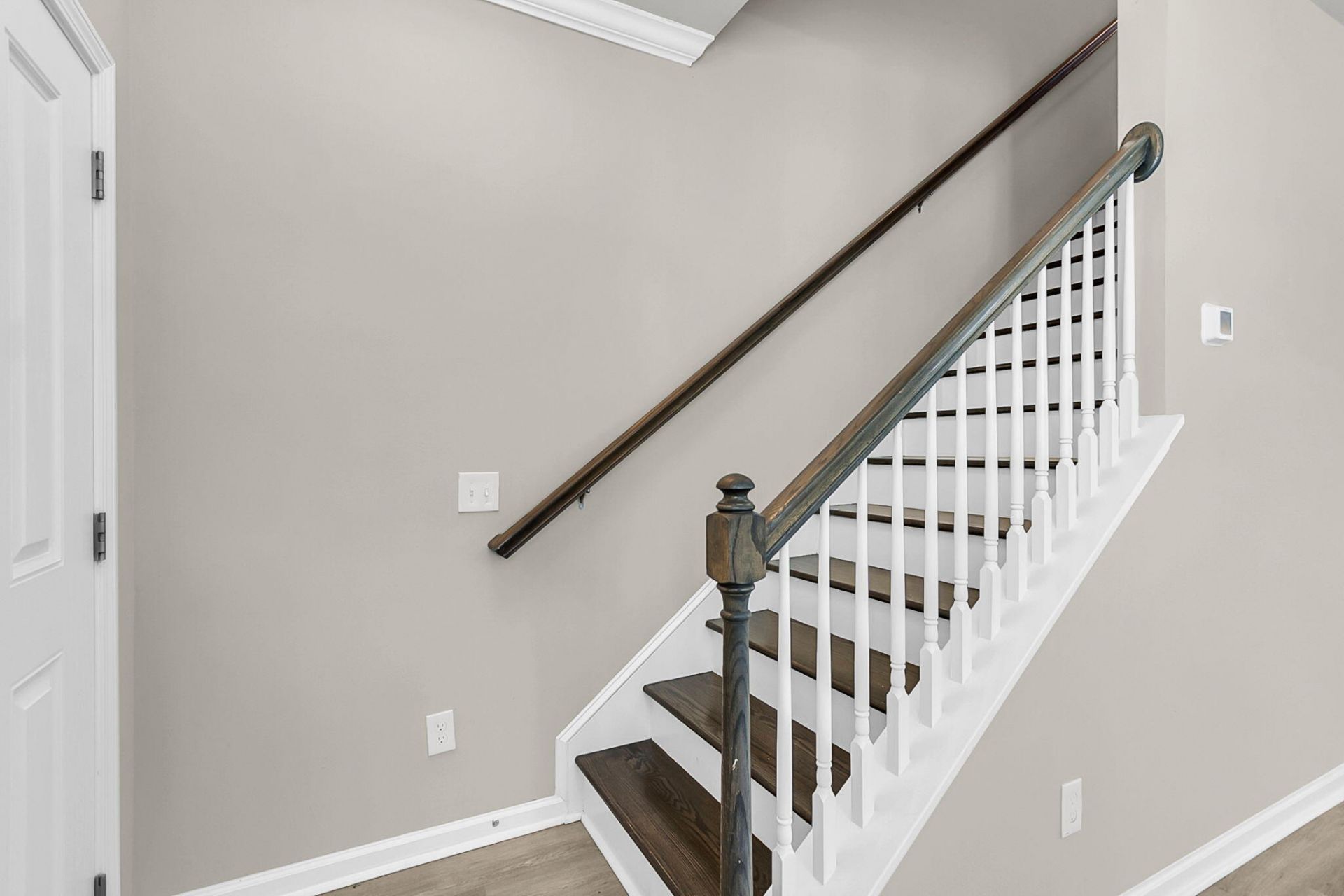 245 Mcclellan Way Photo 22