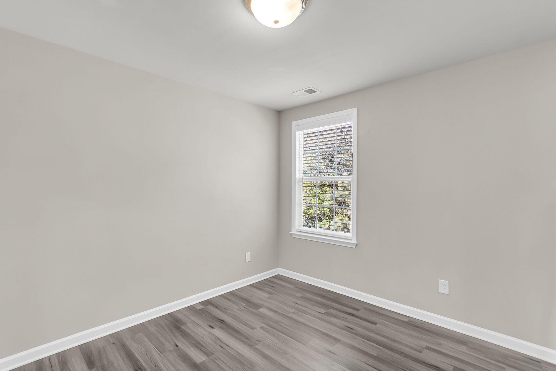 245 Mcclellan Way Photo 27