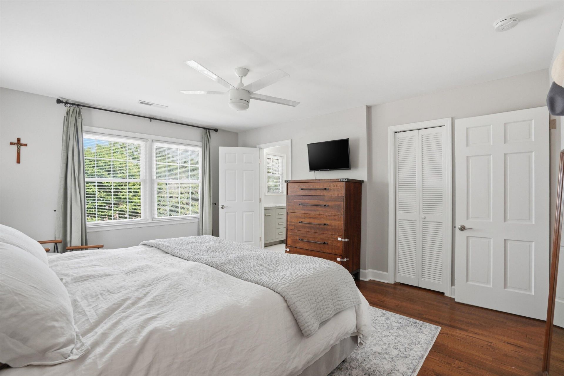 2388 Erskine Avenue Photo 23