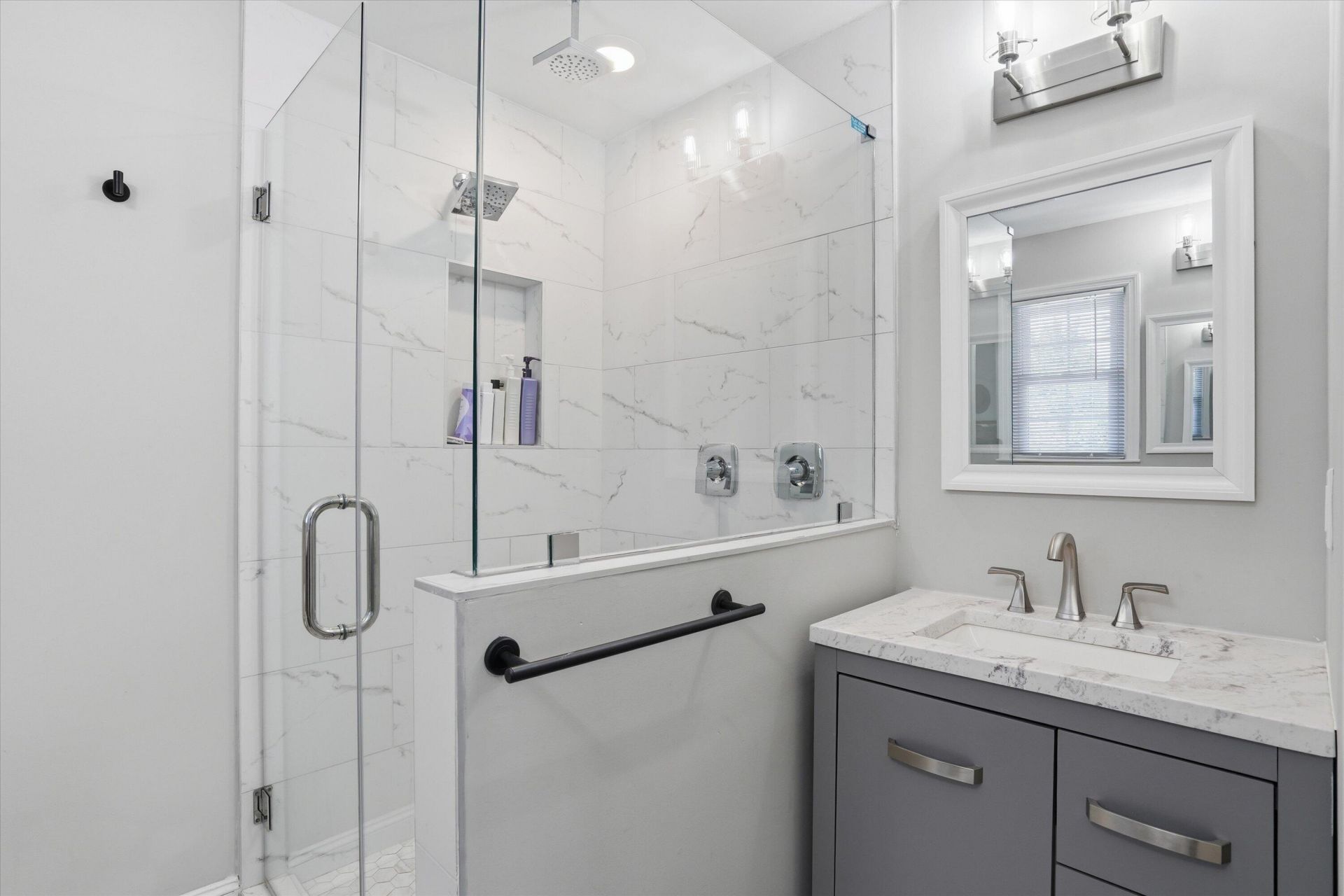 2388 Erskine Avenue Photo 25