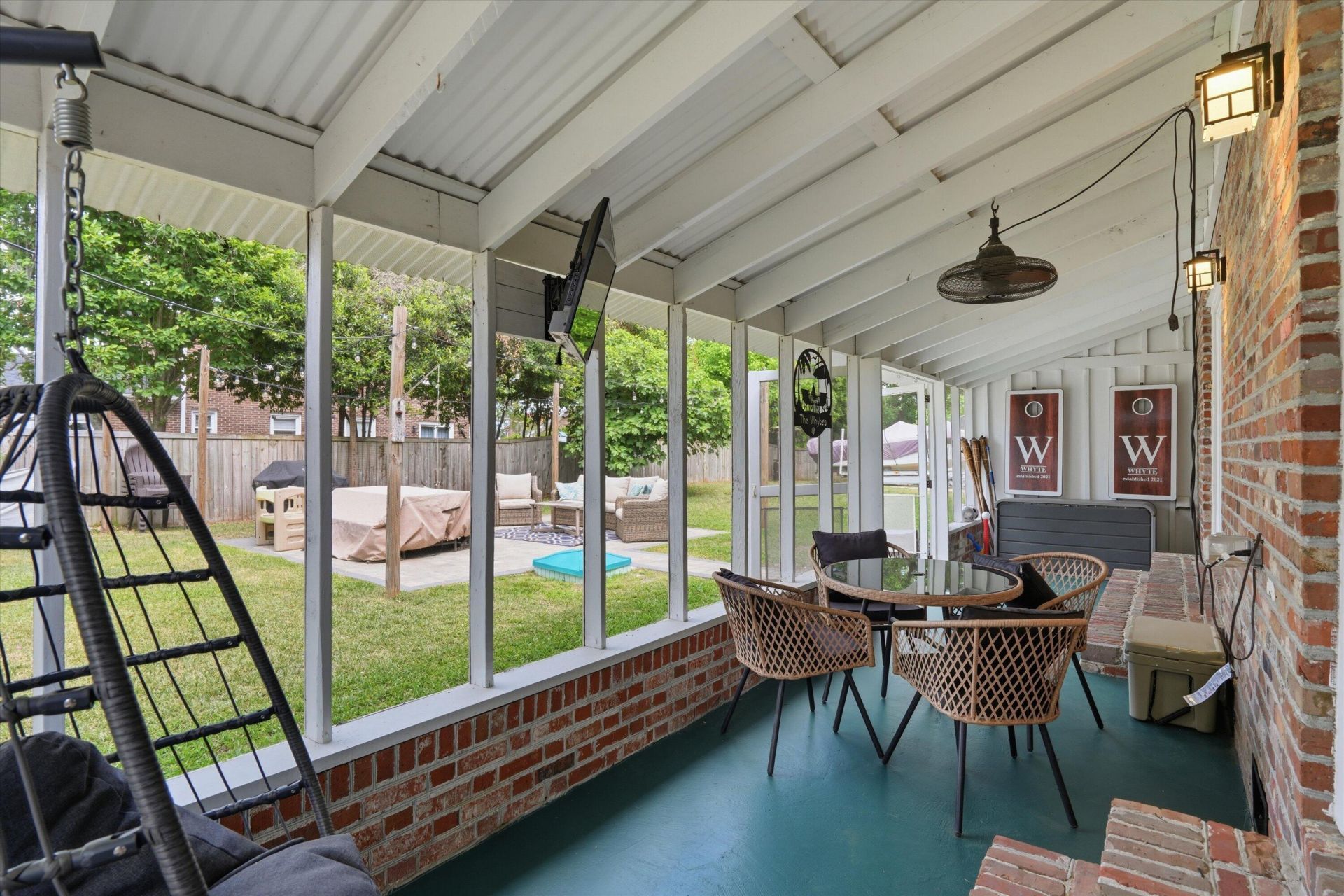 2388 Erskine Avenue Photo 37