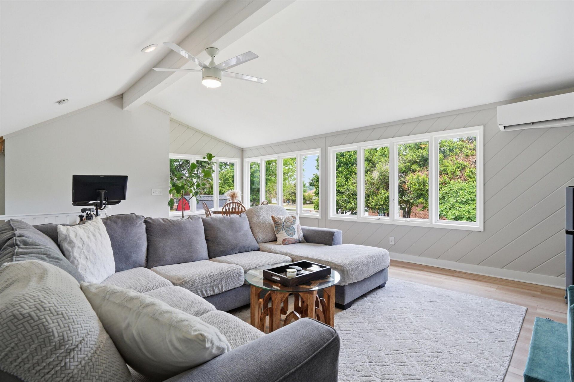 2388 Erskine Avenue Photo 39