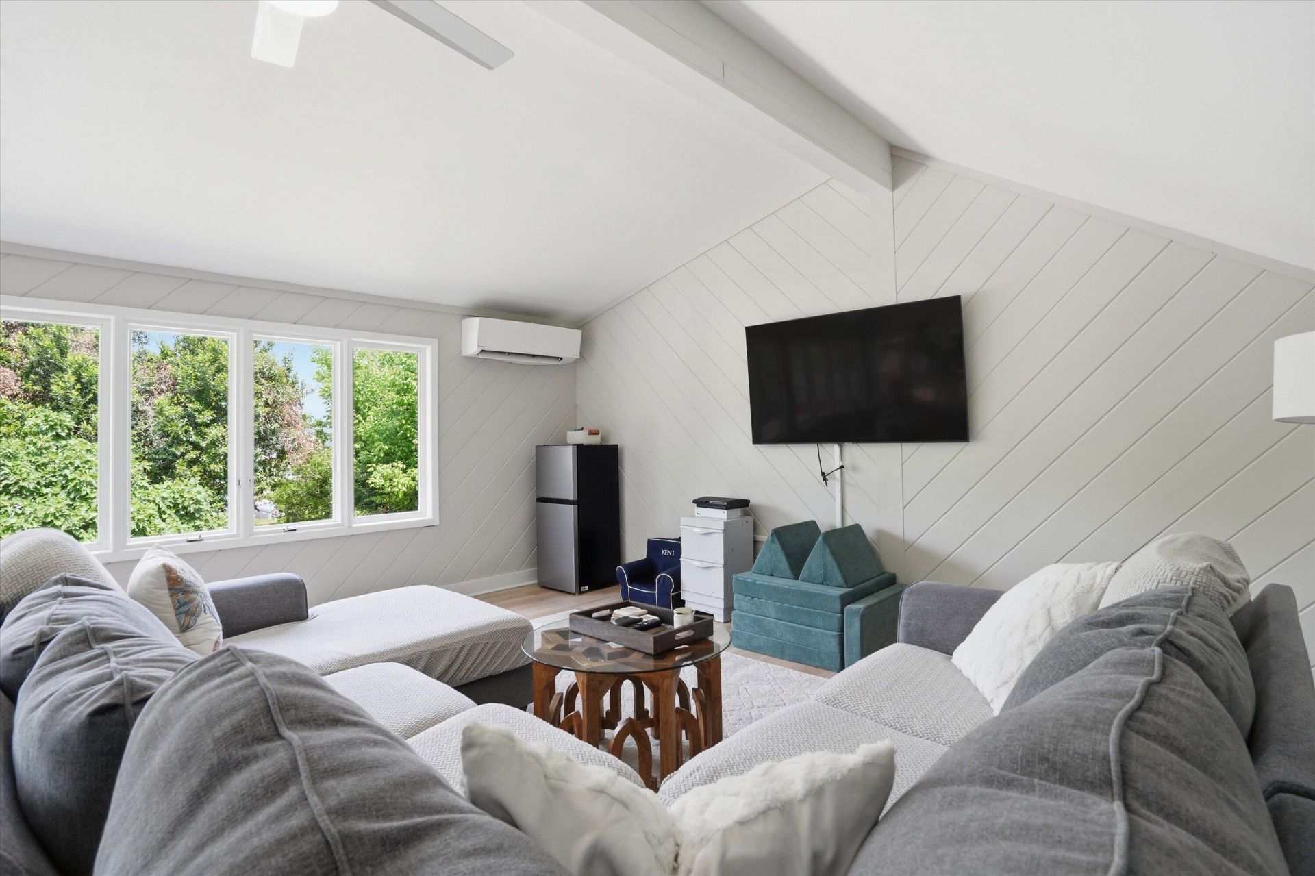 2388 Erskine Avenue Photo 43