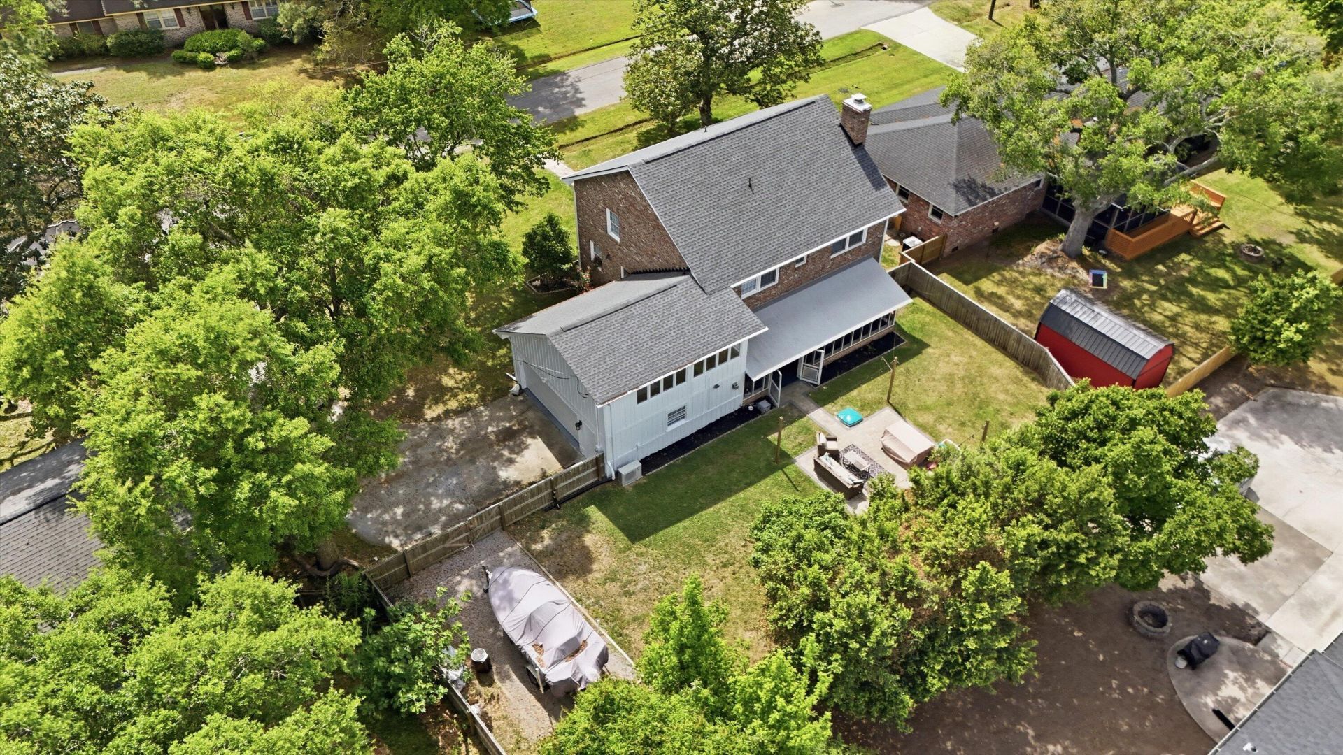 2388 Erskine Avenue Photo 50