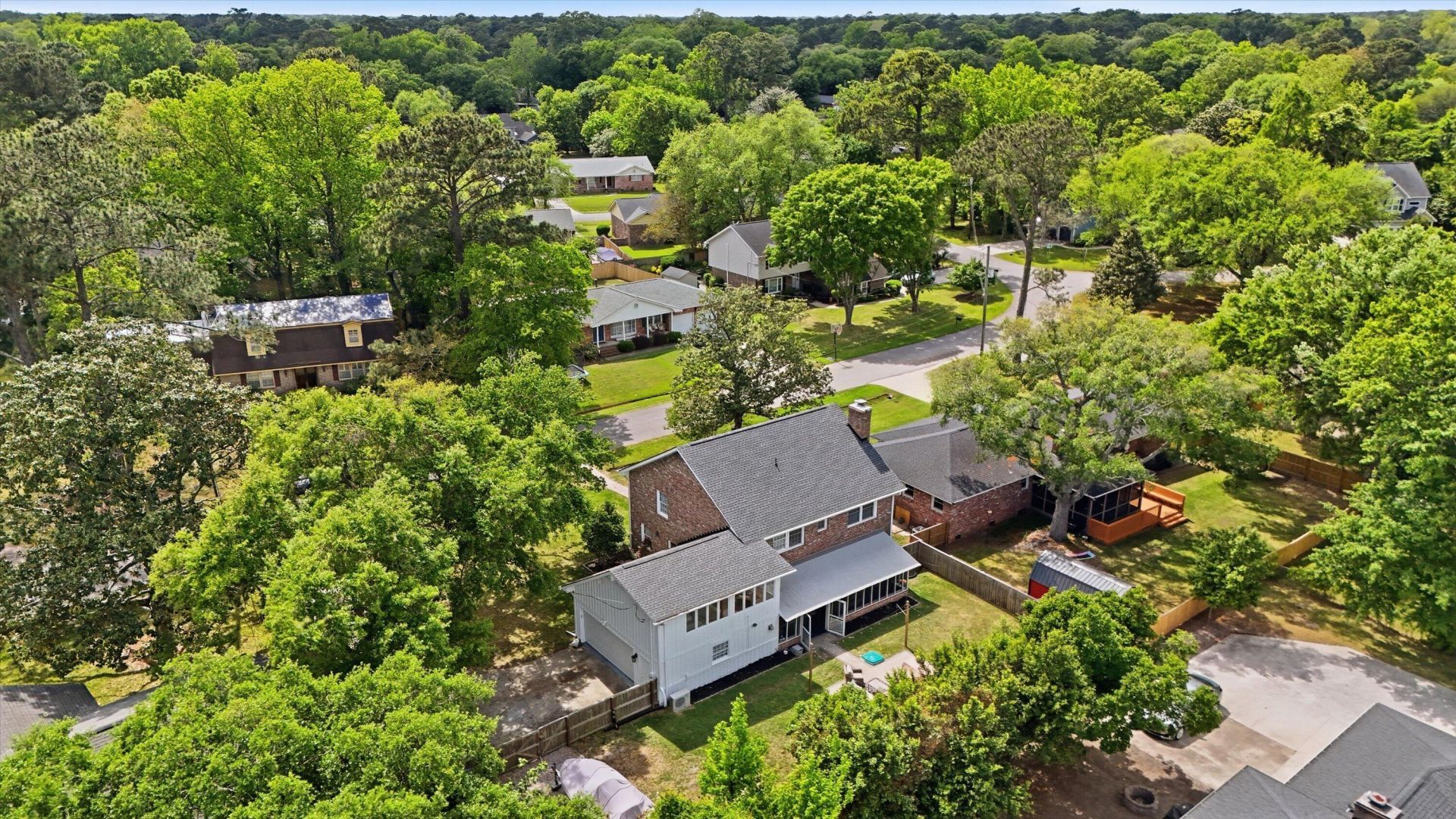 2388 Erskine Avenue Photo 52