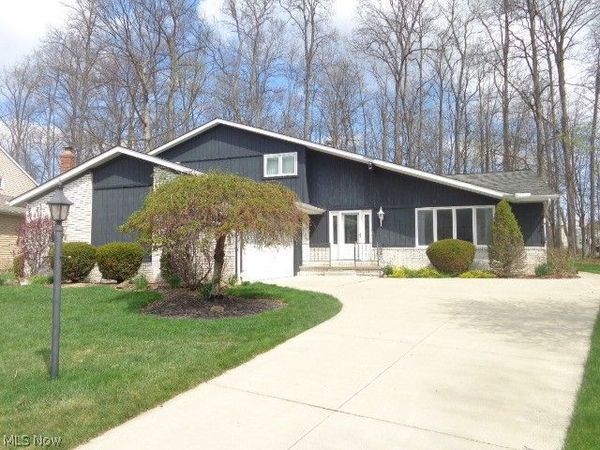 15852 Inglewood Court , Strongsville, OH 44136