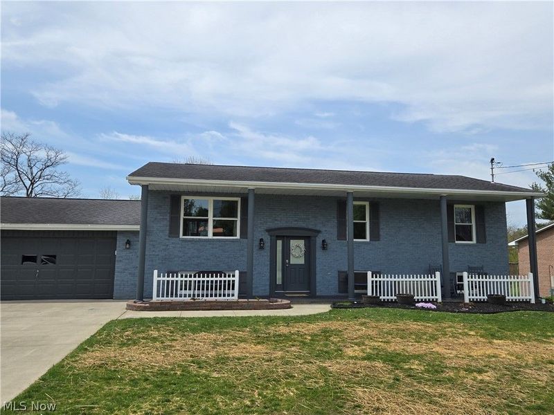 104 Summerset Drive, Marietta, OH 45750 Photo 1