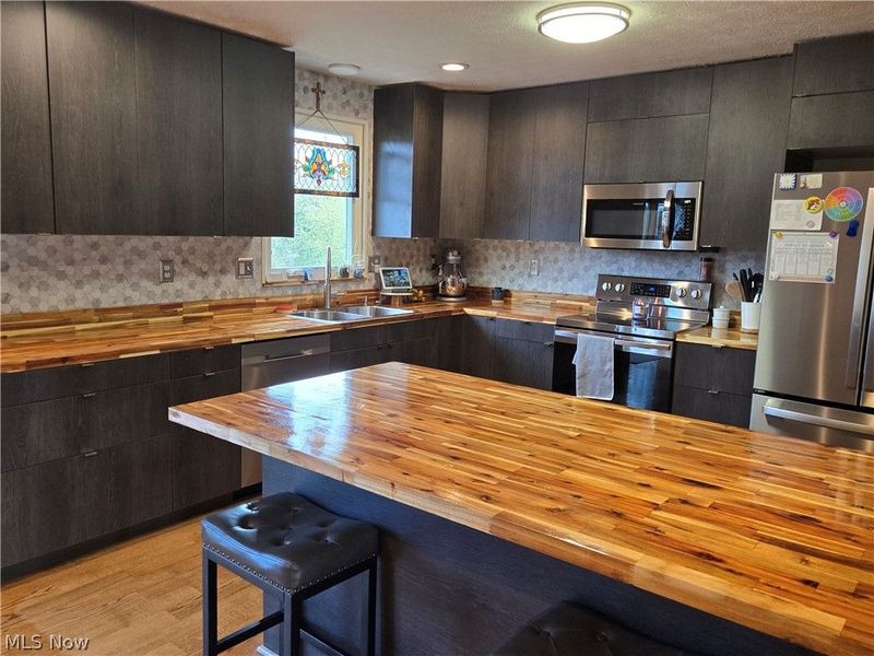 104 Summerset Drive, Marietta, OH 45750 Photo 5